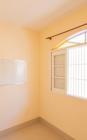 Casa à venda com 130m², 3 quartos e 2 vagas Casa à venda com 130m², 3 quartos e 2 vagasQuarto 2