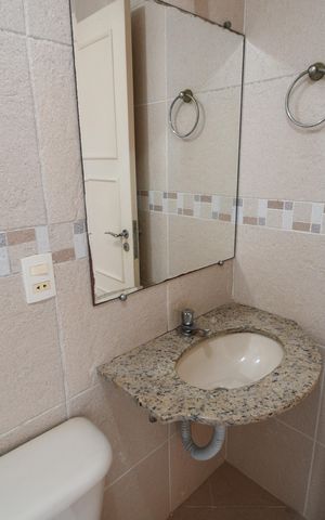 Apartamento à venda com 62m², 2 quartos e 1 vagaBanheiro Social