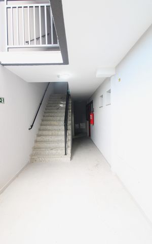 Apartamento à venda com 43m², 2 quartos e sem vagaÁrea comum