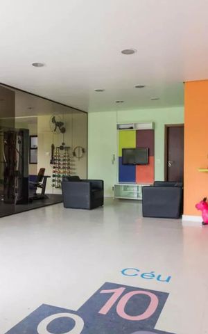 Apartamento à venda com 168m², 3 quartos e 2 vagas Apartamento à venda com 168m², 3 quartos e 2 vagasAcademia