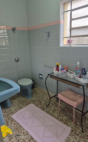 Studio à venda com 355m², 6 quartos e 1 vaga Studio à venda com 355m², 6 quartos e 1 vagaBanheiro 1