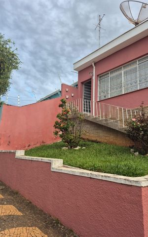 Studio à venda com 355m², 6 quartos e 1 vaga Studio à venda com 355m², 6 quartos e 1 vagaFachada