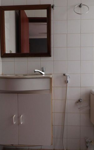 Apartamento para alugar com 73m², 3 quartos e 1 vaga Apartamento para alugar com 73m², 3 quartos e 1 vagaBanheiro da Suíte