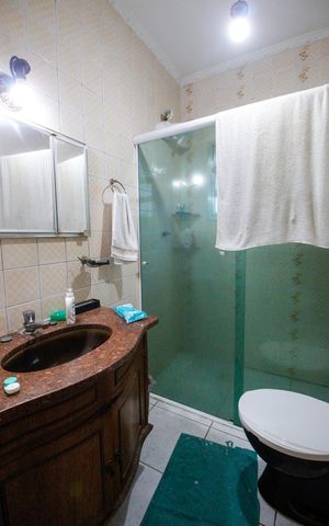 Casa à venda com 157m², 3 quartos e 3 vagasBanheiro da Suíte