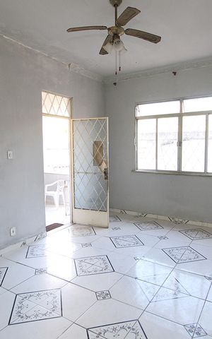 Casa à venda com 153m², 3 quartos e 2 vagasSala