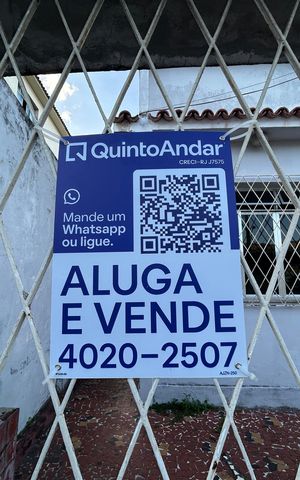 Casa à venda com 153m², 3 quartos e 2 vagasPlaquinha