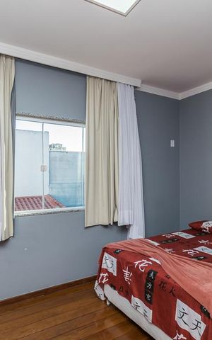 Casa à venda com 400m², 4 quartos e 3 vagas Casa à venda com 400m², 4 quartos e 3 vagasSuíte 4