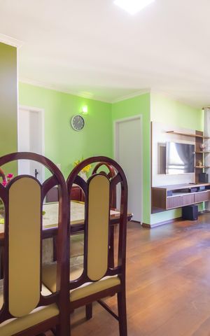 Apartamento à venda com 57m², 2 quartos e 1 vaga Apartamento à venda com 57m², 2 quartos e 1 vagaSala