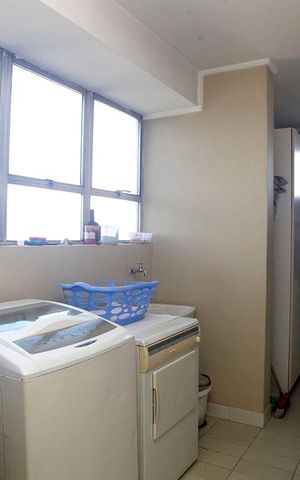 Apartamento à venda com 568m², 4 quartos e 2 vagasÁrea de Serviço + Despensa