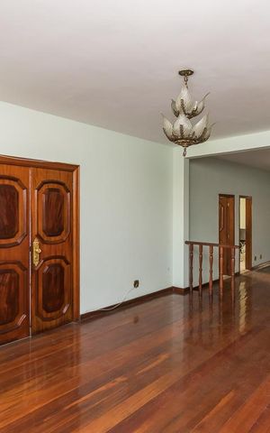 Casa para alugar com 500m², 4 quartos e 3 vagas Casa para alugar com 500m², 4 quartos e 3 vagasSala 1