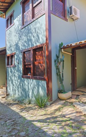 Casa de condomínio à venda com 670m², 6 quartos e 6 vagas Casa de condomínio à venda com 670m², 6 quartos e 6 vagasÁrea externa