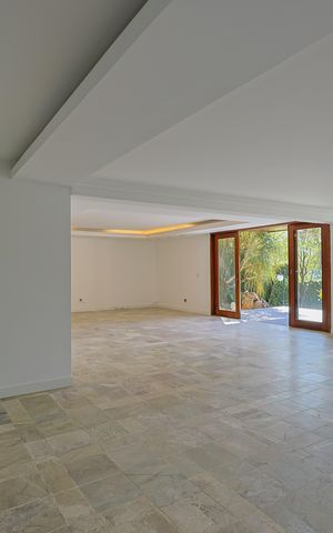 Casa de condomínio à venda com 670m², 6 quartos e 6 vagas Casa de condomínio à venda com 670m², 6 quartos e 6 vagasSala 3