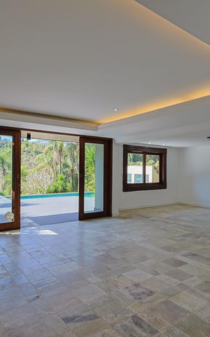 Casa de condomínio à venda com 670m², 6 quartos e 6 vagas Casa de condomínio à venda com 670m², 6 quartos e 6 vagasSala 3
