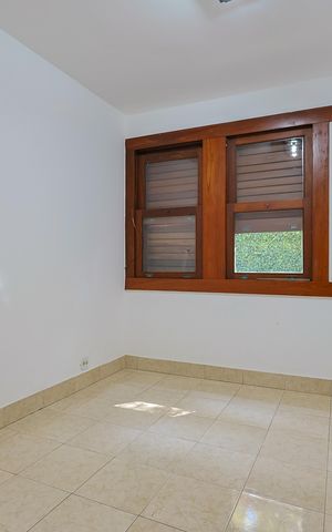 Casa de condomínio à venda com 670m², 6 quartos e 6 vagas Casa de condomínio à venda com 670m², 6 quartos e 6 vagasQuarto 5