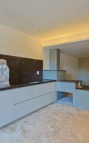 Casa de condomínio à venda com 670m², 6 quartos e 6 vagas Casa de condomínio à venda com 670m², 6 quartos e 6 vagasÁrea comum - Área gourmet