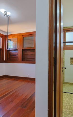Casa de condomínio à venda com 670m², 6 quartos e 6 vagas Casa de condomínio à venda com 670m², 6 quartos e 6 vagasSuíte 4