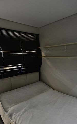 Casa à venda com 240m², 4 quartos e 1 vaga Casa à venda com 240m², 4 quartos e 1 vagaQuarto de Serviço