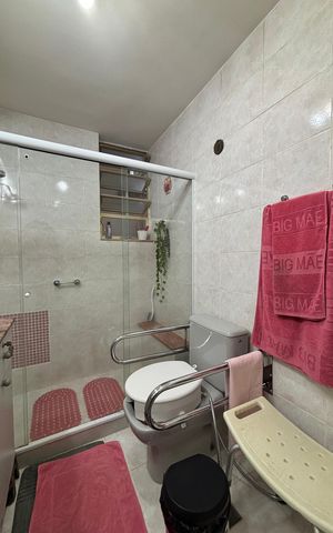 Apartamento à venda com 90m², 3 quartos e 1 vaga Apartamento à venda com 90m², 3 quartos e 1 vagaBanheiro social