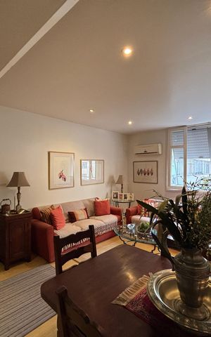 Apartamento à venda com 90m², 3 quartos e 1 vaga Apartamento à venda com 90m², 3 quartos e 1 vagaSala