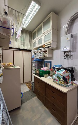Apartamento à venda com 90m², 3 quartos e 1 vaga Apartamento à venda com 90m², 3 quartos e 1 vagaÁrea de serviço