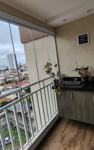 Apartamento à venda com 76m², 3 quartos e 1 vaga Apartamento à venda com 76m², 3 quartos e 1 vagaVaranda