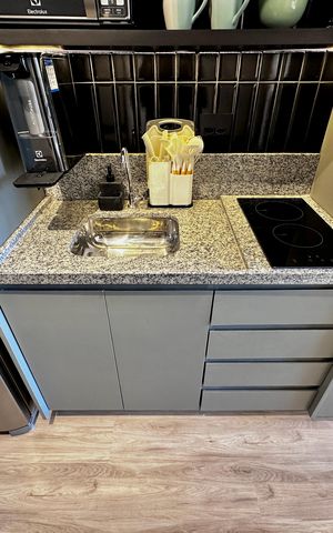 Studio à venda com 26m², 1 quarto e sem vaga Studio à venda com 26m², 1 quarto e sem vagaCozinha