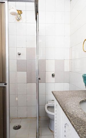 Apartamento à venda com 76m², 2 quartos e sem vaga Apartamento à venda com 76m², 2 quartos e sem vagaBanheiro da Suíte
