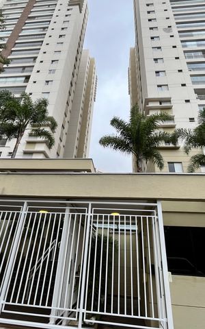 Apartamento à venda com 144m², 3 quartos e 2 vagasFachada
