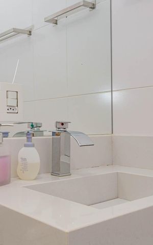 Apartamento à venda com 67m², 2 quartos e 1 vagaBanheiro Social