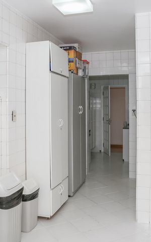 Apartamento à venda com 143m², 2 quartos e 1 vaga Apartamento à venda com 143m², 2 quartos e 1 vagaÁrea de Serviço