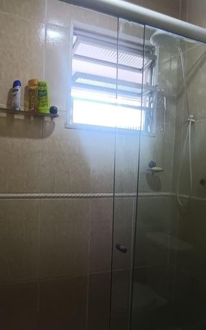 Casa à venda com 80m², 4 quartos e sem vaga Casa à venda com 80m², 4 quartos e sem vagaBanheiro Social
