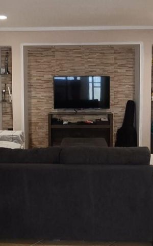 Casa à venda com 80m², 4 quartos e sem vaga Casa à venda com 80m², 4 quartos e sem vagaSala - casa 1