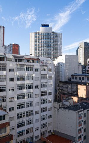 Apartamento à venda com 48m², 1 quarto e 1 vaga Apartamento à venda com 48m², 1 quarto e 1 vagaVaranda