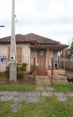 Casa à venda com 160m², 2 quartos e 3 vagasFachada