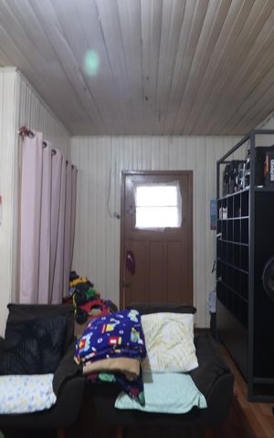 Casa à venda com 160m², 2 quartos e 3 vagasSala de TV