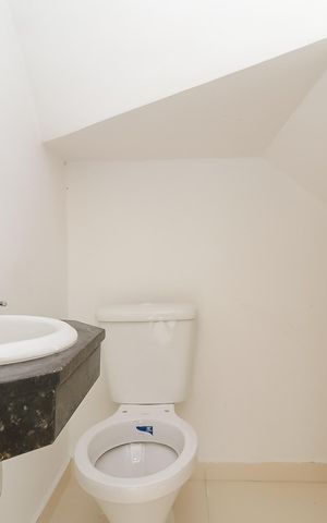 Casa de condomínio para alugar com 68m², 2 quartos e 2 vagasLavabo