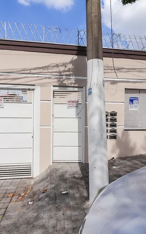 Casa de condomínio para alugar com 68m², 2 quartos e 2 vagasFachada