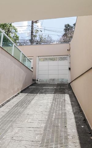 Casa de condomínio para alugar com 68m², 2 quartos e 2 vagasEntrada de Veículos