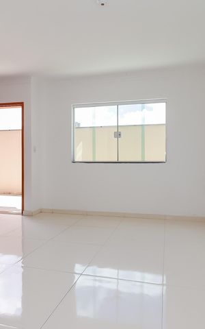 Casa de condomínio para alugar com 68m², 2 quartos e 2 vagasSala