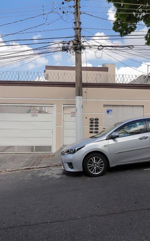 Casa de condomínio para alugar com 68m², 2 quartos e 2 vagasFachada