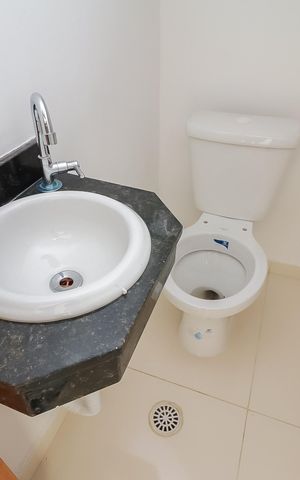 Casa de condomínio para alugar com 68m², 2 quartos e 2 vagasLavabo