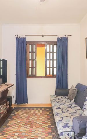 Casa à venda com 85m², 2 quartos e 2 vagas Casa à venda com 85m², 2 quartos e 2 vagasSala