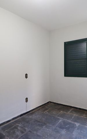 Casa para alugar com 400m², 4 quartos e 2 vagasSuíte 3