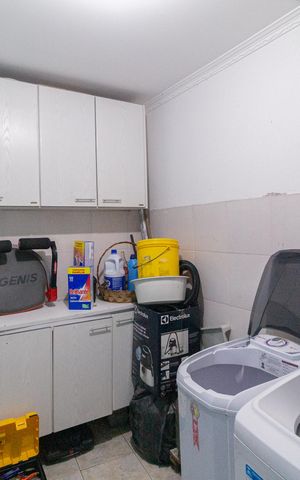 Casa à venda com 210m², 2 quartos e 1 vaga Casa à venda com 210m², 2 quartos e 1 vagaÁrea de serviço
