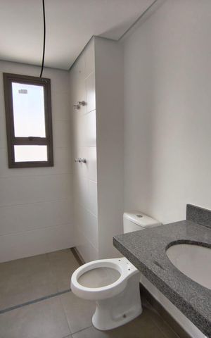 Apartamento à venda com 90m², 2 quartos e 1 vaga Apartamento à venda com 90m², 2 quartos e 1 vagaBanheiro da Suíte