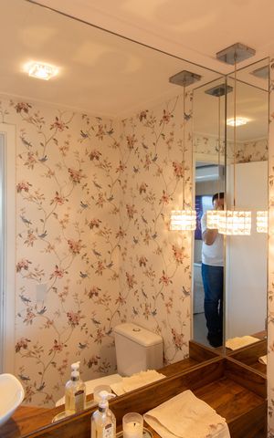 Apartamento à venda com 140m², 3 quartos e 3 vagas Apartamento à venda com 140m², 3 quartos e 3 vagasLavabo