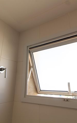 Apartamento à venda com 140m², 3 quartos e 3 vagas Apartamento à venda com 140m², 3 quartos e 3 vagasBanheiro Suíte 2
