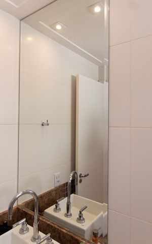 Apartamento à venda com 140m², 3 quartos e 3 vagas Apartamento à venda com 140m², 3 quartos e 3 vagasBanheiro Suíte 2