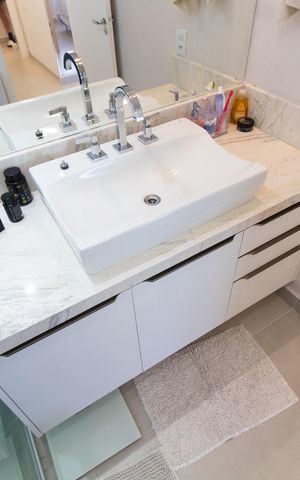 Apartamento à venda com 140m², 3 quartos e 3 vagas Apartamento à venda com 140m², 3 quartos e 3 vagasBanheiro Suíte 3