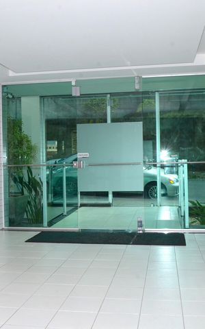 Apartamento à venda com 70m², 2 quartos e 2 vagasHall de entrada